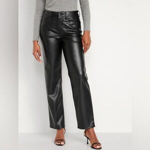 ⭐️ SALE $15 ⭐️ Old Navy High-Rise OG Loose Vegan Faux Leather Straight Leg Pants